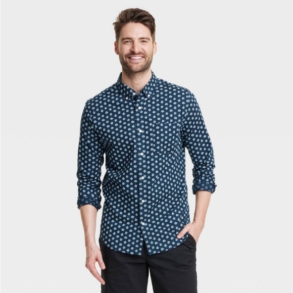Men's Every Wear Long Sleeve Button-Down
Shirt - Goodfellow & Com Navy Blue L - Picture 2 of 7